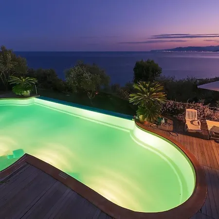 דירה In Mit Terrasse, Grill Und Gemeinsamem Pool